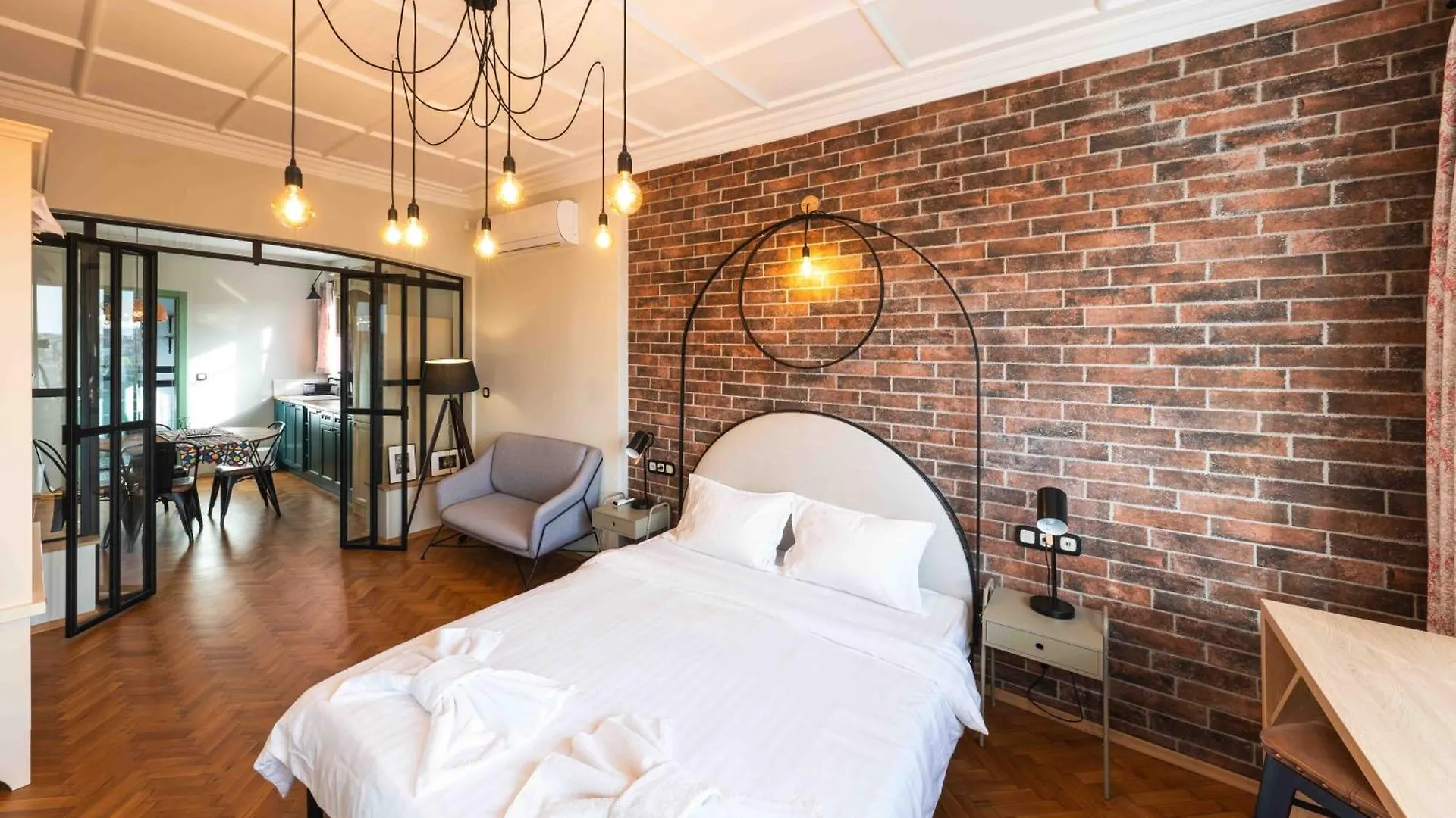 Heart Of The City Center Lux Apartment With View Sofía Bulgaria